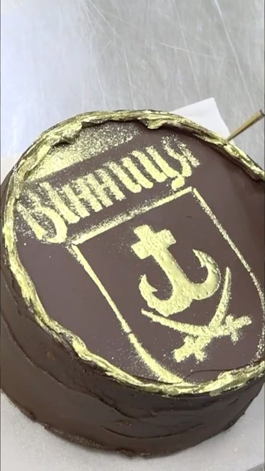 Торт «Вінниця»: чому його зробили з вишні