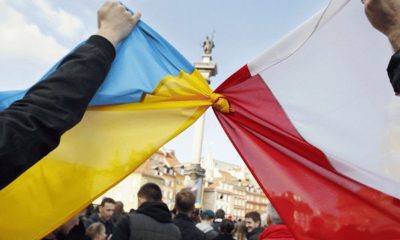 polish ukraine flags tied together