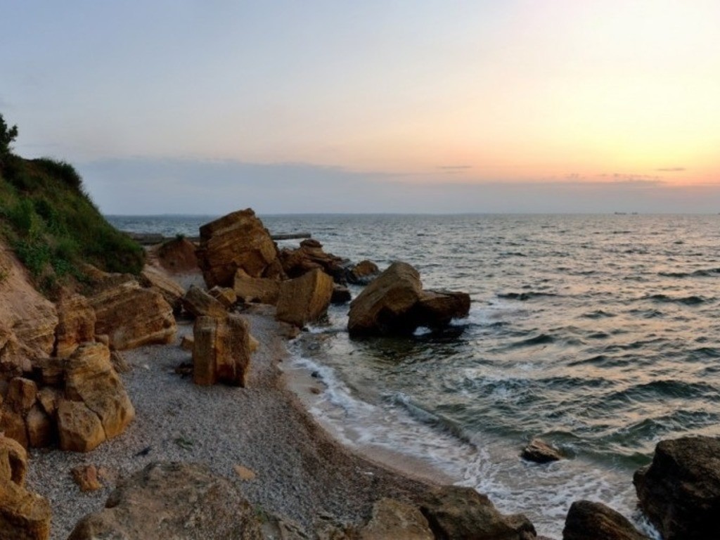 Нудистські пляжі України: де можна позасмагати голяка - ШоТа